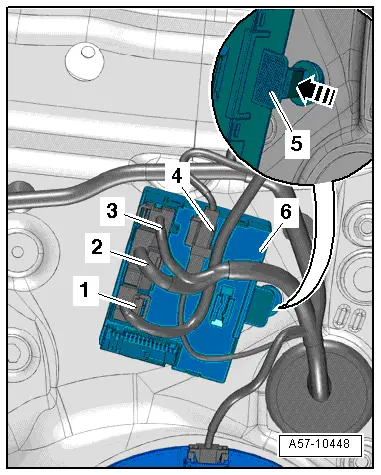 Audi Q5. A57-10448