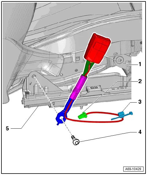 Audi Q5. Overview - Front Seat Belt Latch