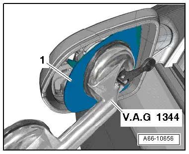 Audi Q5. A66-10656