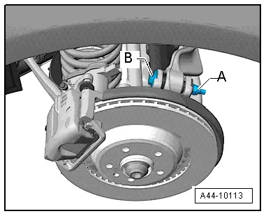 Audi Q5. A44-10113