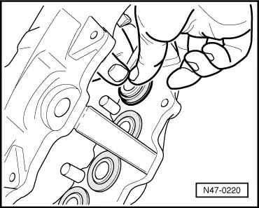 Audi Q5. N47-0220