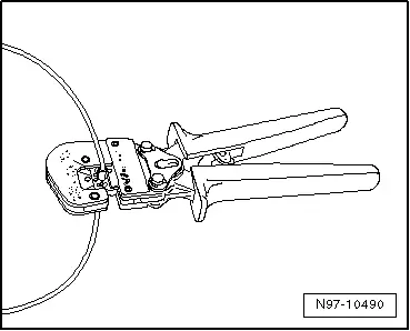 Audi Q5. N97-10490