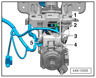 Audi Q5. A48-10505