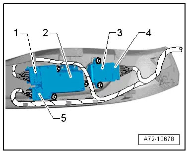 Audi Q5. A72-10678