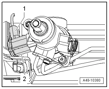 Audi Q5. A48-10380