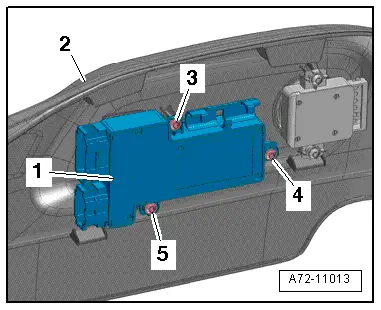 Audi Q5. A72-11013