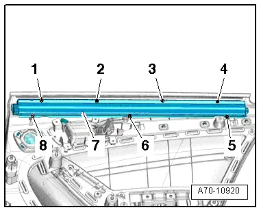 Audi Q5. A70-10920